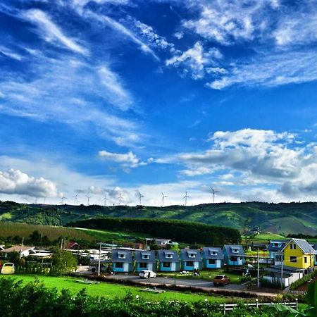 Kondee Cino Cafe & Glamping Ξενοδοχείο Khao Kho Εξωτερικό φωτογραφία