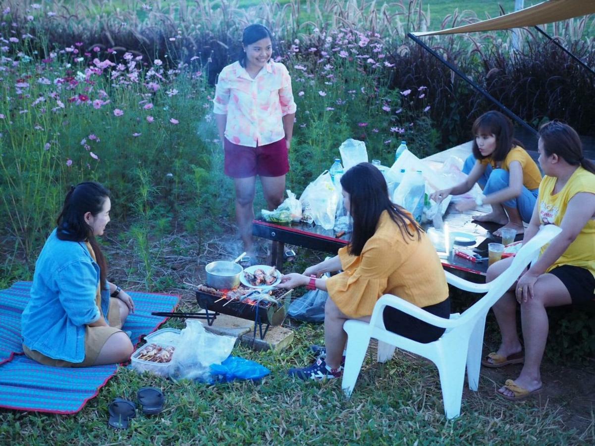 Kondee Cino Cafe & Glamping Ξενοδοχείο Khao Kho Εξωτερικό φωτογραφία