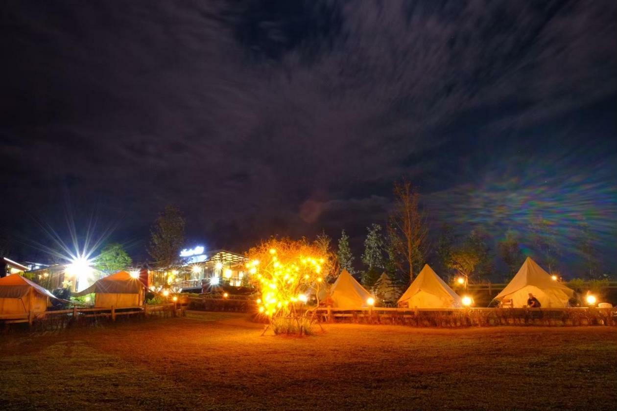 Kondee Cino Cafe & Glamping Ξενοδοχείο Khao Kho Εξωτερικό φωτογραφία
