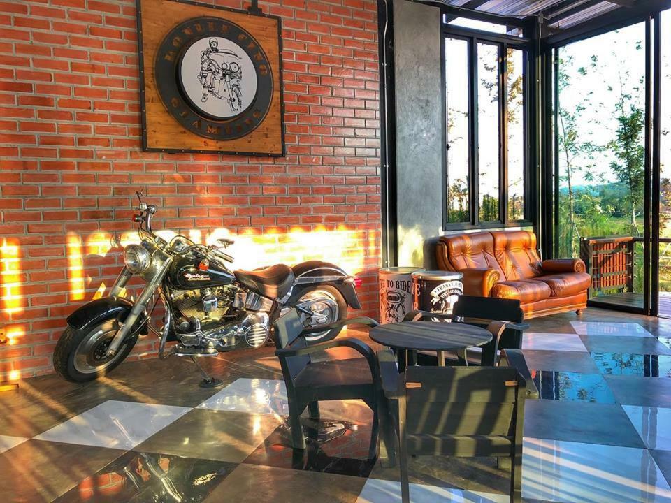 Kondee Cino Cafe & Glamping Ξενοδοχείο Khao Kho Εξωτερικό φωτογραφία